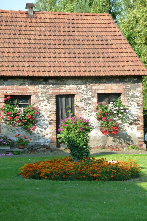 Apartmán Folwark Anna Kamienica Polska Exteriér fotografie